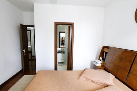 Apartamento à venda com 240m², 3 quartos e 2 vagasQuarto 3 - Suíte