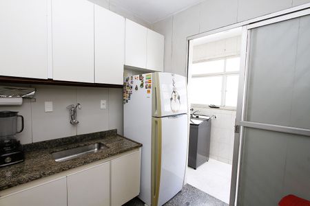Apartamento à venda com 240m², 3 quartos e 2 vagasCozinha
