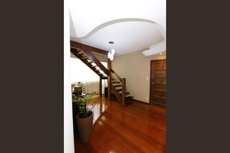 Sala de apartamento à venda com 3 quartos, 240m² em Buritis, Belo Horizonte