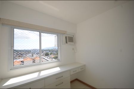 Apartamento para alugar com 55m², 2 quartos e 1 vagaSuíte