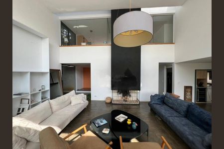 Casa à venda com 3 quartos, 380m² em Alphaville Residencial Dois, Barueri