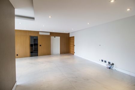 Apartamento à venda com 225m², 3 quartos e 4 vagas Apartamento à venda com 225m², 3 quartos e 4 vagasSala