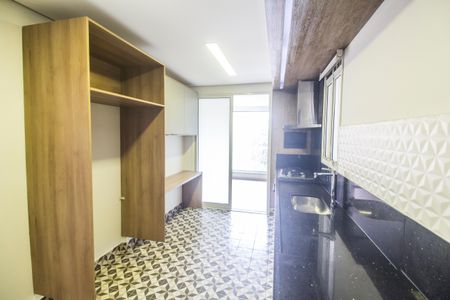 Apartamento à venda com 225m², 3 quartos e 4 vagas Apartamento à venda com 225m², 3 quartos e 4 vagasCozinha