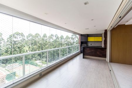 Apartamento à venda com 225m², 3 quartos e 4 vagas Apartamento à venda com 225m², 3 quartos e 4 vagasVaranda gourmet