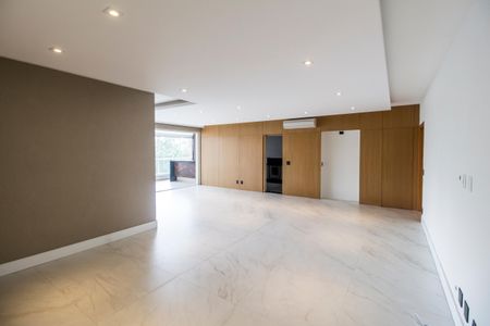 Apartamento à venda com 225m², 3 quartos e 4 vagas Apartamento à venda com 225m², 3 quartos e 4 vagasSala