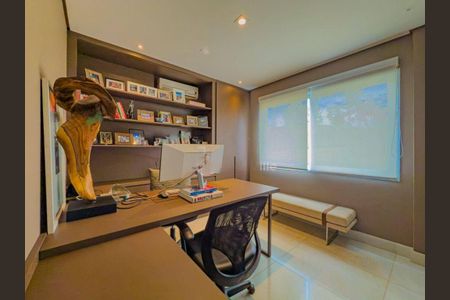 Casa à venda com 450m², 4 quartos e 4 vagas