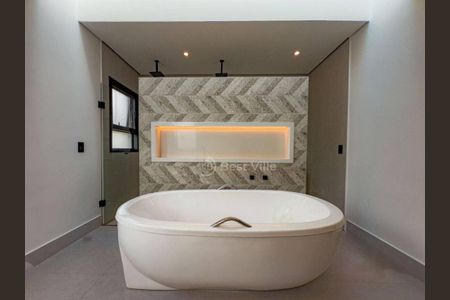 Casa à venda com 345m², 4 quartos e 4 vagas