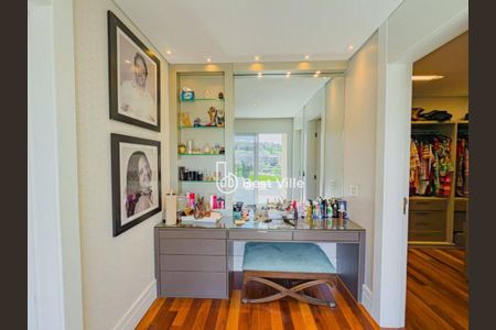 Casa à venda com 700m², 4 quartos e 7 vagas