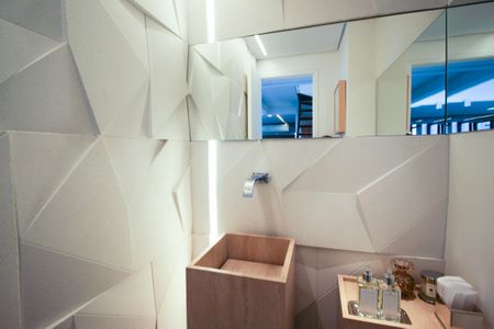 Lavabo de apartamento para alugar com 2 quartos, 90m² em Vila Nova Conceição, São Paulo