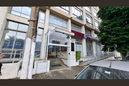 Apartamento à venda com 285m², 4 quartos e 1 vaga Apartamento à venda com 285m², 4 quartos e 1 vagaFachada