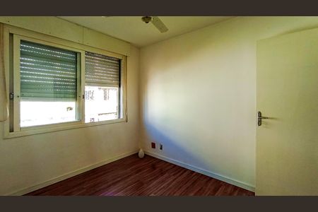 Quarto 2 de apartamento para alugar com 2 quartos, 70m² em Teresópolis, Porto Alegre