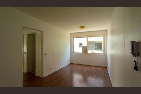 Sala  de apartamento para alugar com 2 quartos, 70m² em Teresópolis, Porto Alegre