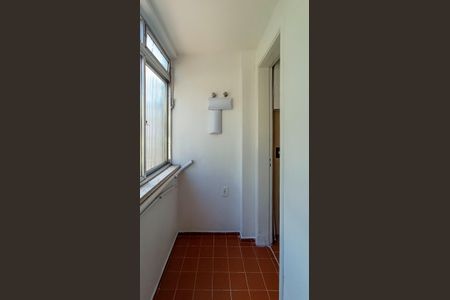 Apartamento para alugar com 70m², 2 quartos e sem vagaÁrea de Serviço