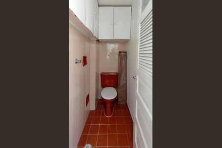 Apartamento para alugar com 70m², 2 quartos e sem vagaBanheiro de serviço