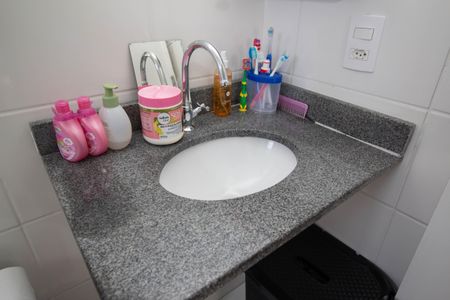 Apartamento à venda com 40m², 2 quartos e 1 vaga Apartamento à venda com 40m², 2 quartos e 1 vagaBanheiro