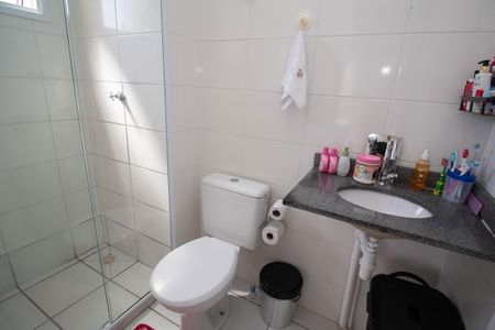 Apartamento à venda com 40m², 2 quartos e 1 vaga Apartamento à venda com 40m², 2 quartos e 1 vagaBanheiro