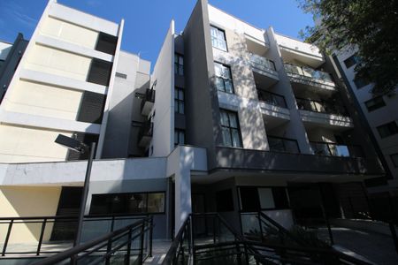 Apartamento para alugar com 80m², 2 quartos e 1 vagaFachada