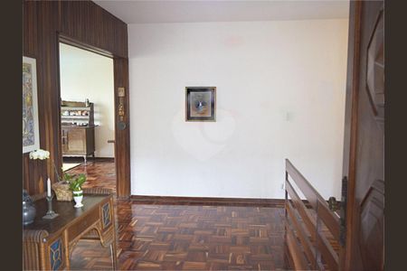 Casa à venda com 5 quartos, 259m² em Vila Campo Grande, São Paulo