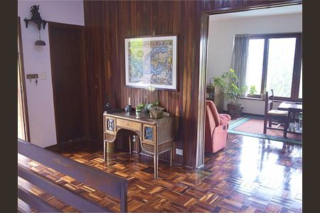 Casa à venda com 5 quartos, 259m² em Vila Campo Grande, São Paulo