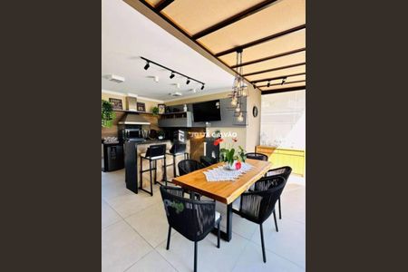 Casa de Condomínio à venda com 3 quartos, 341m² em Swiss Park, Campinas