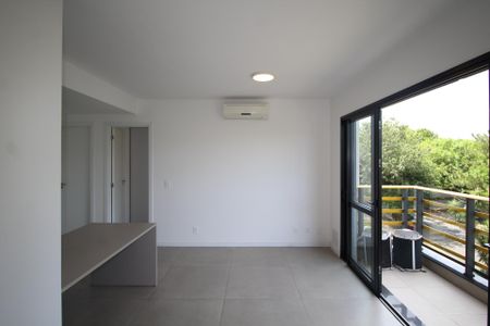 Sala de apartamento para alugar com 1 quarto, 47m² em Jardim do Salso, Porto Alegre