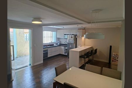 Casa à venda com 2 quartos, 149m² em Chácara Mafalda, São Paulo