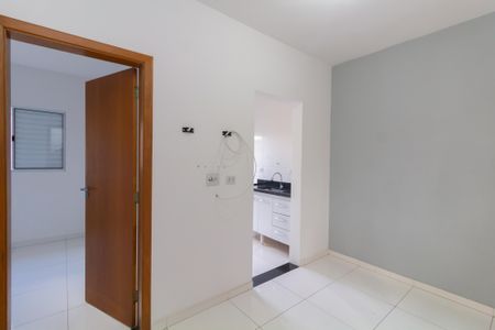 Sala de apartamento para alugar com 1 quarto, 28m² em Vila Jacuí, São Paulo