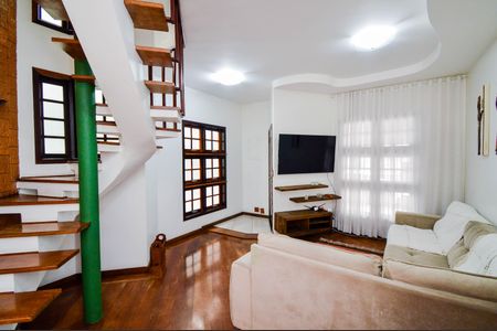 Sala de casa à venda com 3 quartos, 200m² em Vila Augusta, Guarulhos