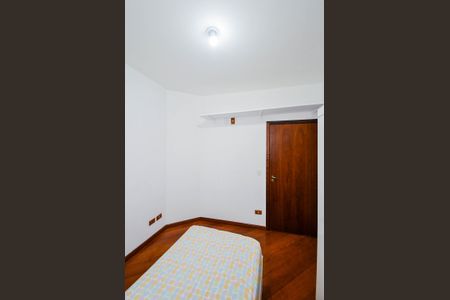 Casa à venda com 200m², 3 quartos e 2 vagas Casa à venda com 200m², 3 quartos e 2 vagasQuarto 1