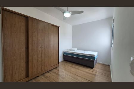 Apartamento para alugar com 72m², 3 quartos e 2 vagasQuarto 2