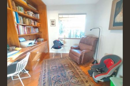 Casa de Condomínio à venda com 4 quartos, 300m² em Alphaville, Santana de Parnaíba