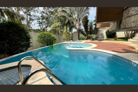 Casa de condomínio à venda com 350m², 4 quartos e 4 vagas