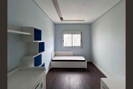 Apartamento à venda com 240m², 3 quartos e 4 vagasSuíte 2