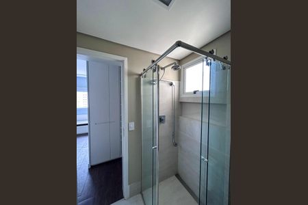 Apartamento à venda com 240m², 3 quartos e 4 vagasBanheiro Suíte 2