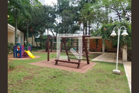 Apartamento à venda com 240m², 3 quartos e 4 vagasParque infantil