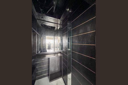 Apartamento à venda com 240m², 3 quartos e 4 vagasSala - Bar