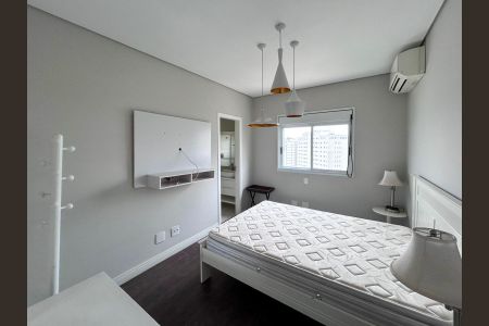 Apartamento à venda com 240m², 3 quartos e 4 vagasSuíte 3