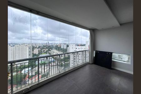 Apartamento à venda com 240m², 3 quartos e 4 vagasSuíte 1 Varanda