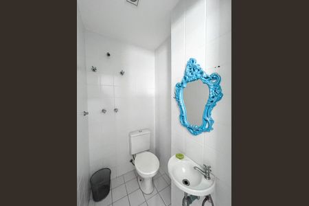 Apartamento à venda com 240m², 3 quartos e 4 vagasBanheiro de Serviço