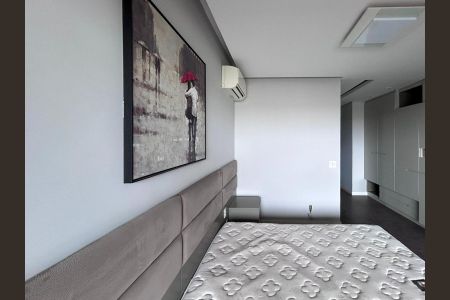 Apartamento à venda com 240m², 3 quartos e 4 vagasSuíte 1 