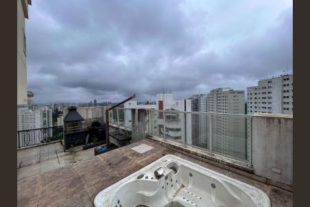 Apartamento à venda com 240m², 3 quartos e 4 vagasJacuzzi