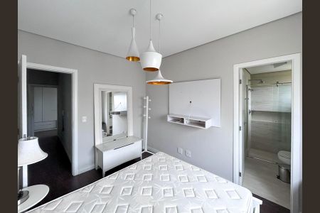 Apartamento à venda com 240m², 3 quartos e 4 vagasSuíte 3