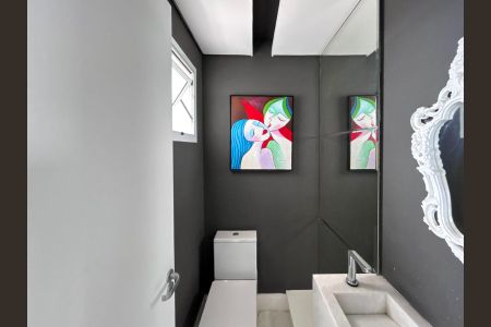 Apartamento à venda com 240m², 3 quartos e 4 vagasLavabo