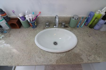 Apartamento à venda com 155m², 3 quartos e 3 vagasSuíte 2 Banheiro 