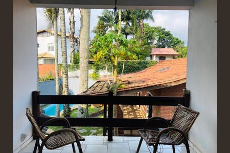 Casa à venda com 4 quartos, 325m² em Interlagos, São Paulo