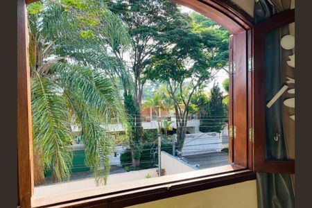 Casa à venda com 325m², 4 quartos e 3 vagas