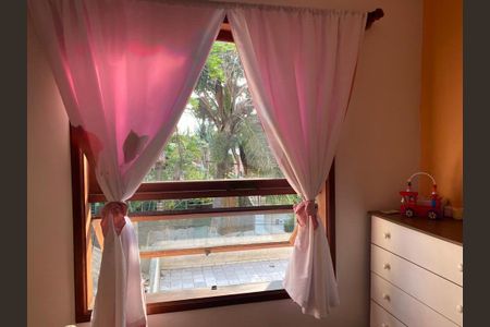 Casa à venda com 325m², 4 quartos e 3 vagas