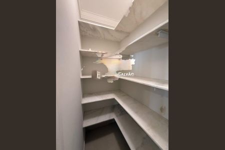 Casa de condomínio à venda com 273m², 4 quartos e 4 vagas