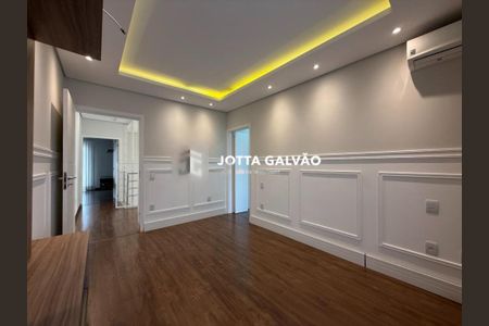 Casa de Condomínio à venda com 4 quartos, 273m² em Swiss Park, Campinas