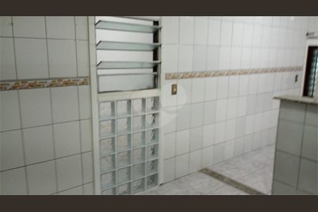 Casa à venda com 4 quartos, 253m² em Parque Novo Oratório, Santo André